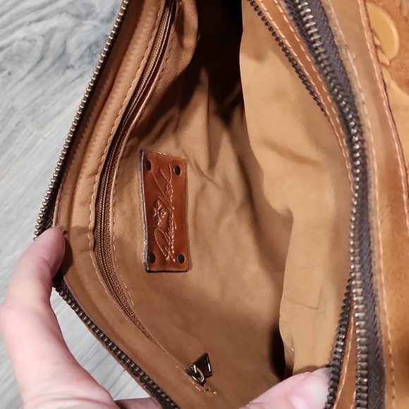 Patricia Nash Burnished Tooled Crossbody Bag - Picture 9 of 10